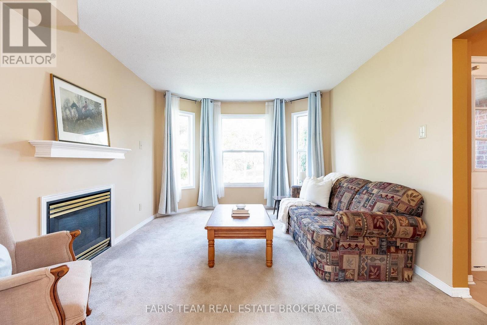 230 Mary Anne Drive, Barrie, Ontario  L4N 7R2 - Photo 12 - S12786536