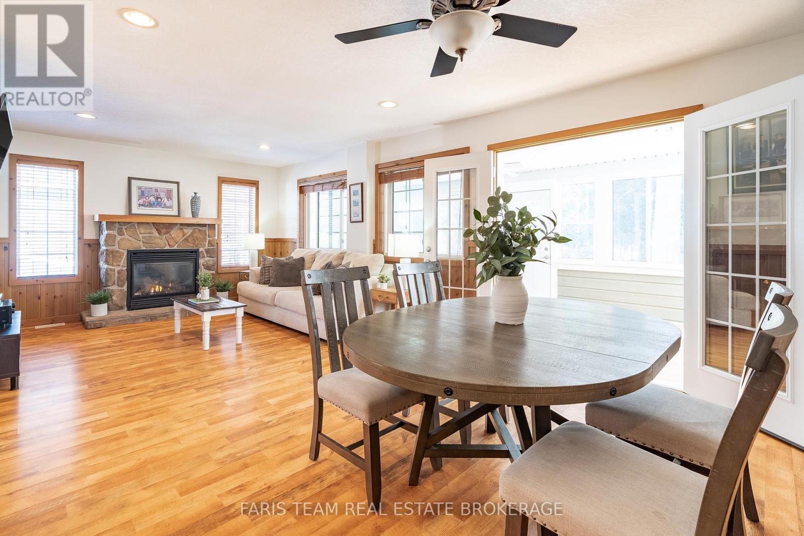 65 Madawaska Trail, Wasaga Beach, Ontario  L9Z 1X7 - Photo 12 - S12824184