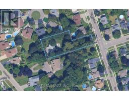 1086 SOMERVILLE STREET, Oshawa, Ontario