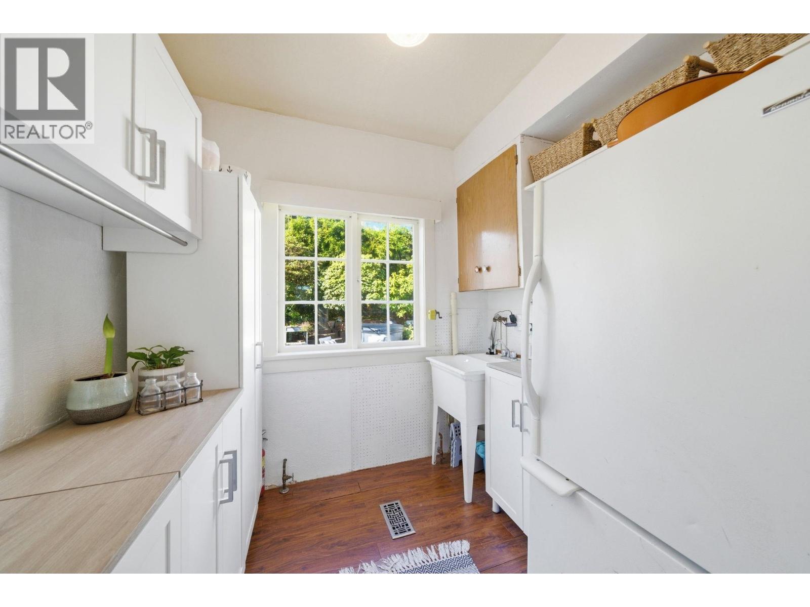 487 Roslyn Boulevard, North Vancouver, British Columbia V7G 1P1 - Photo 17 - R3109355