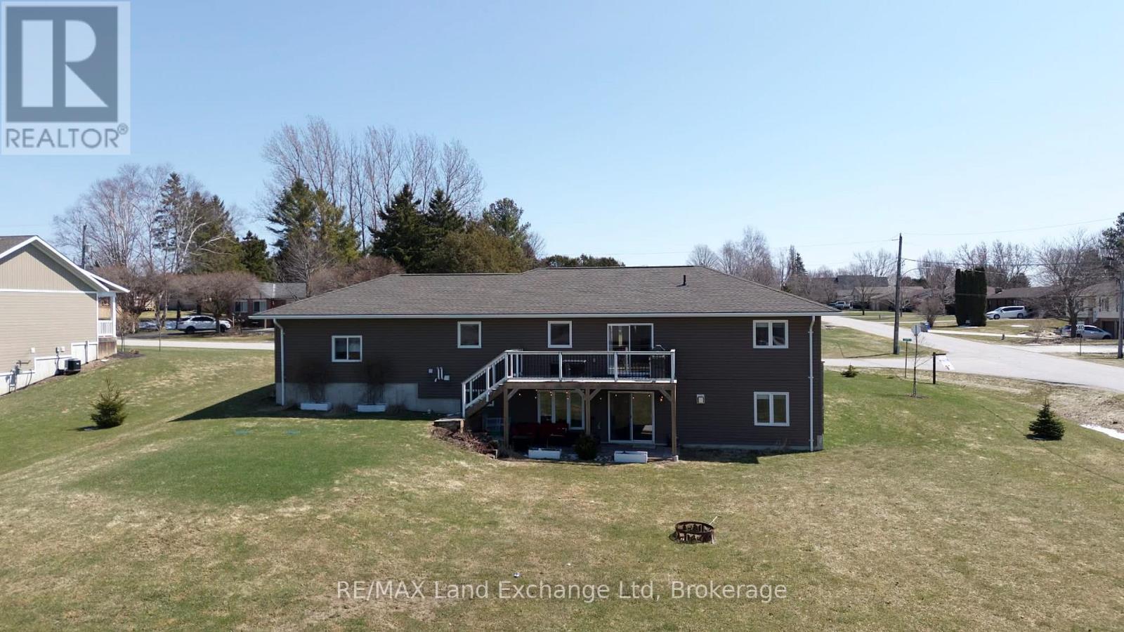42 John Street, Morris Turnberry, Ontario  N0G 1E0 - Photo 35 - X12978856