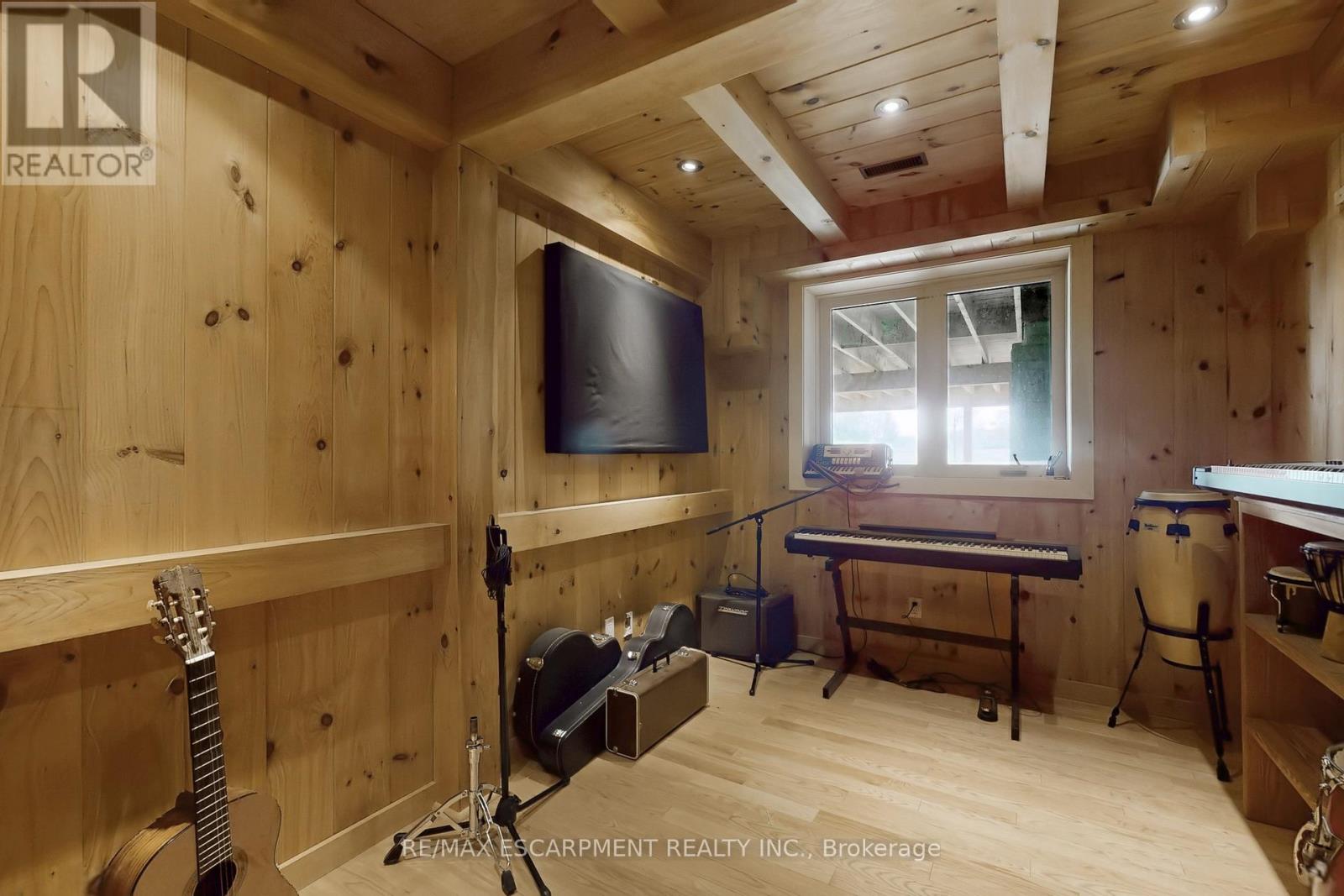 485 Concession 5 Road E, Hamilton, Ontario  L8B 0W8 - Photo 29 - X12458379