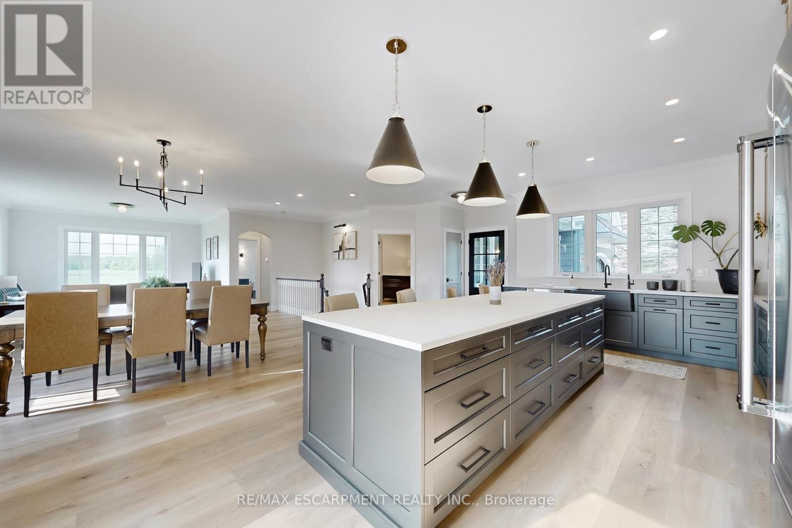 485 Concession 5 Road E, Hamilton, Ontario  L8B 0W8 - Photo 36 - X12458379