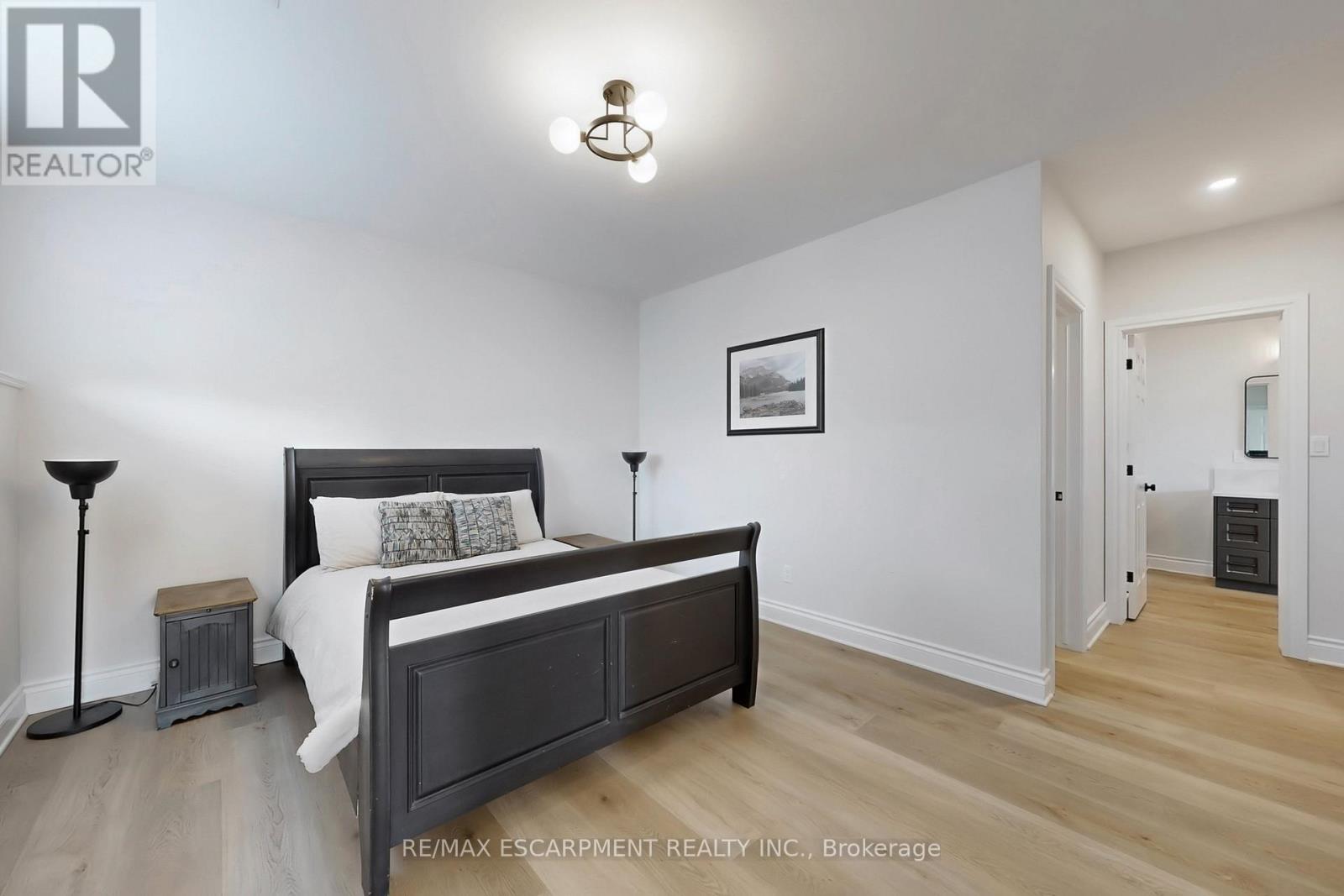 485 Concession 5 Road E, Hamilton, Ontario  L8B 0W8 - Photo 43 - X12458379