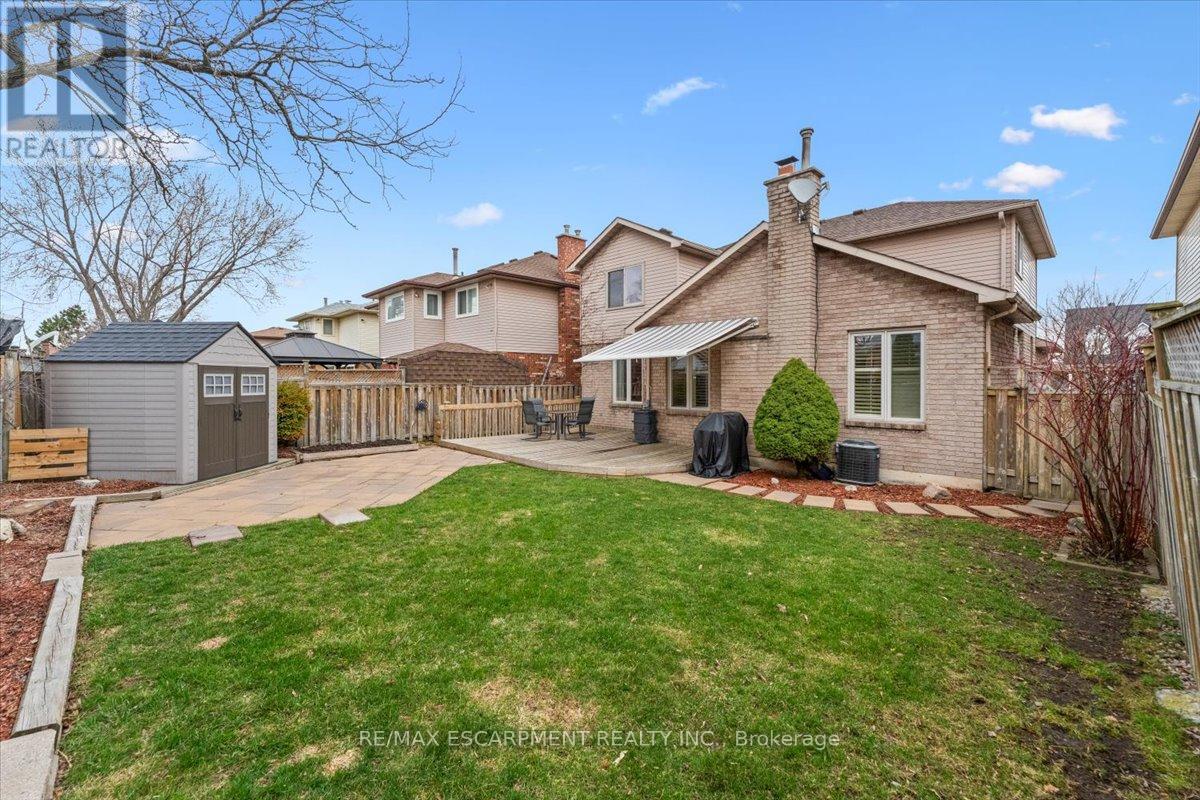 284 Delancey Boulevard, Hamilton, Ontario  L9B 1Y9 - Photo 45 - X12975872