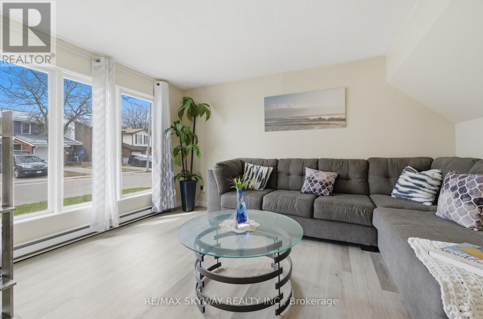 711 Hillview Road, Cambridge, Ontario  N3H 5C2 - Photo 17 - X12978328