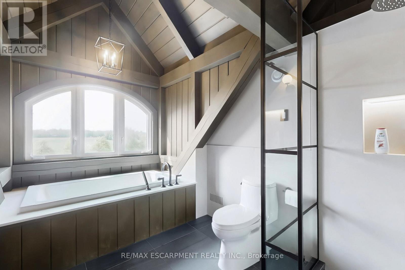 485 Concession 5 Road E, Hamilton, Ontario  L8B 0W8 - Photo 23 - X12458379