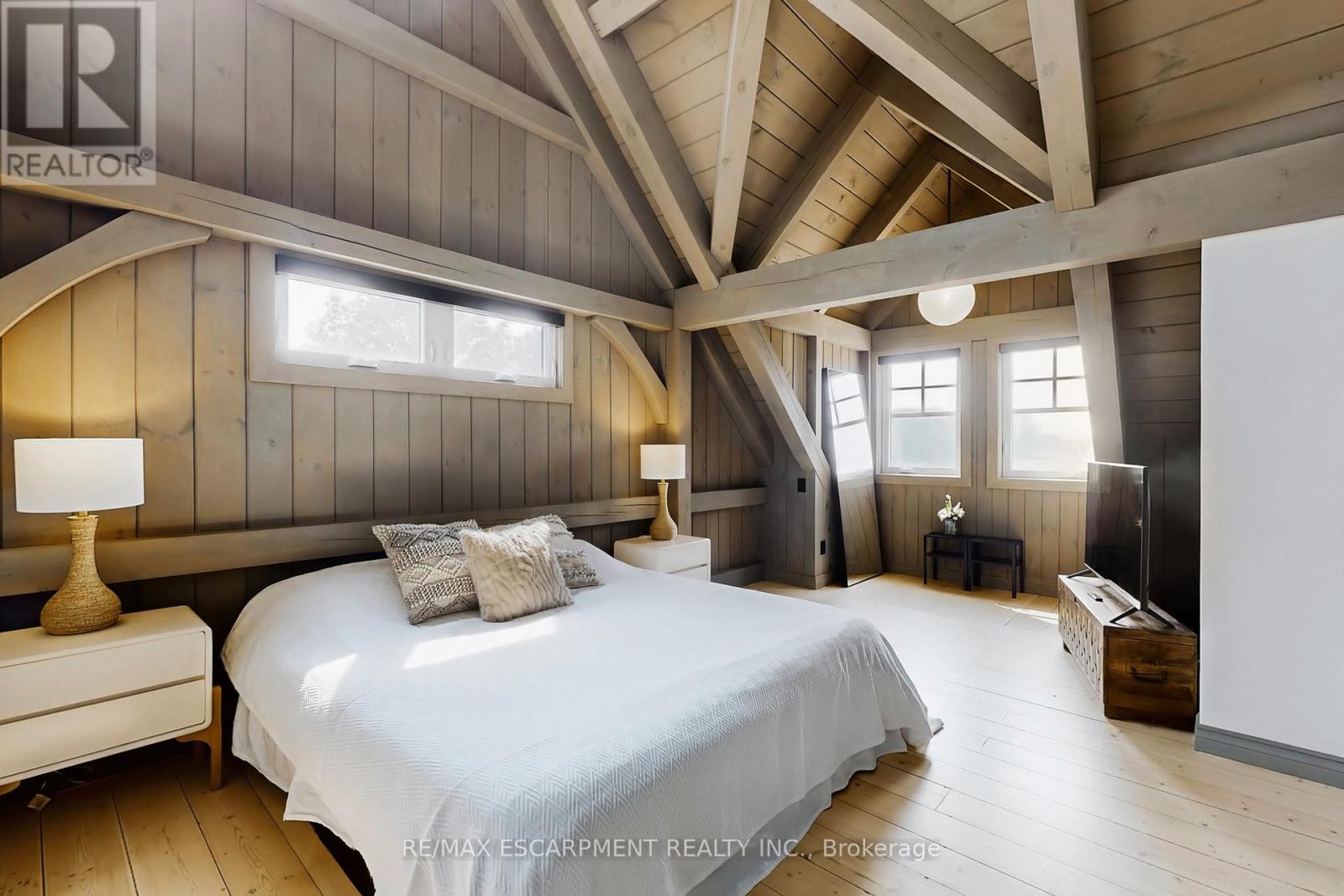 485 Concession 5 Road E, Hamilton, Ontario  L8B 0W8 - Photo 19 - X12458379