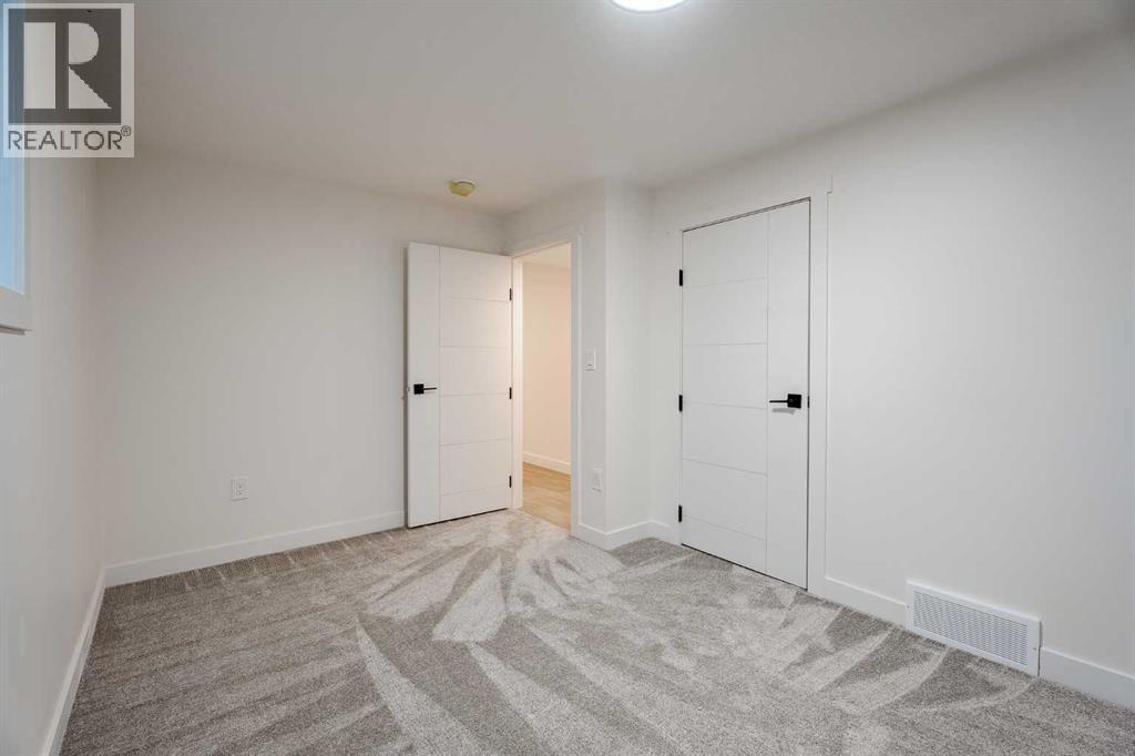 451 Arlington Drive Se, Calgary, Alberta  T2H 1S4 - Photo 38 - A2291456