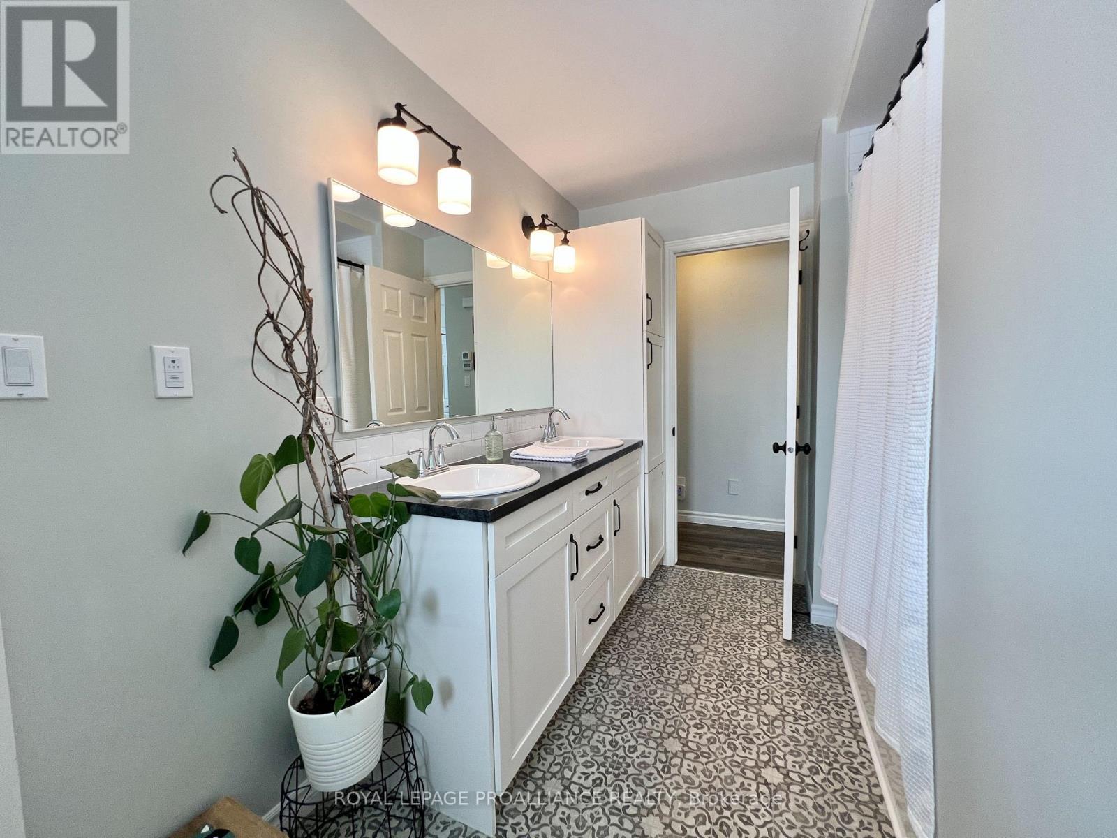 1439 County Road 19, Prince Edward County, Ontario  K0K 1T0 - Photo 12 - X12978770