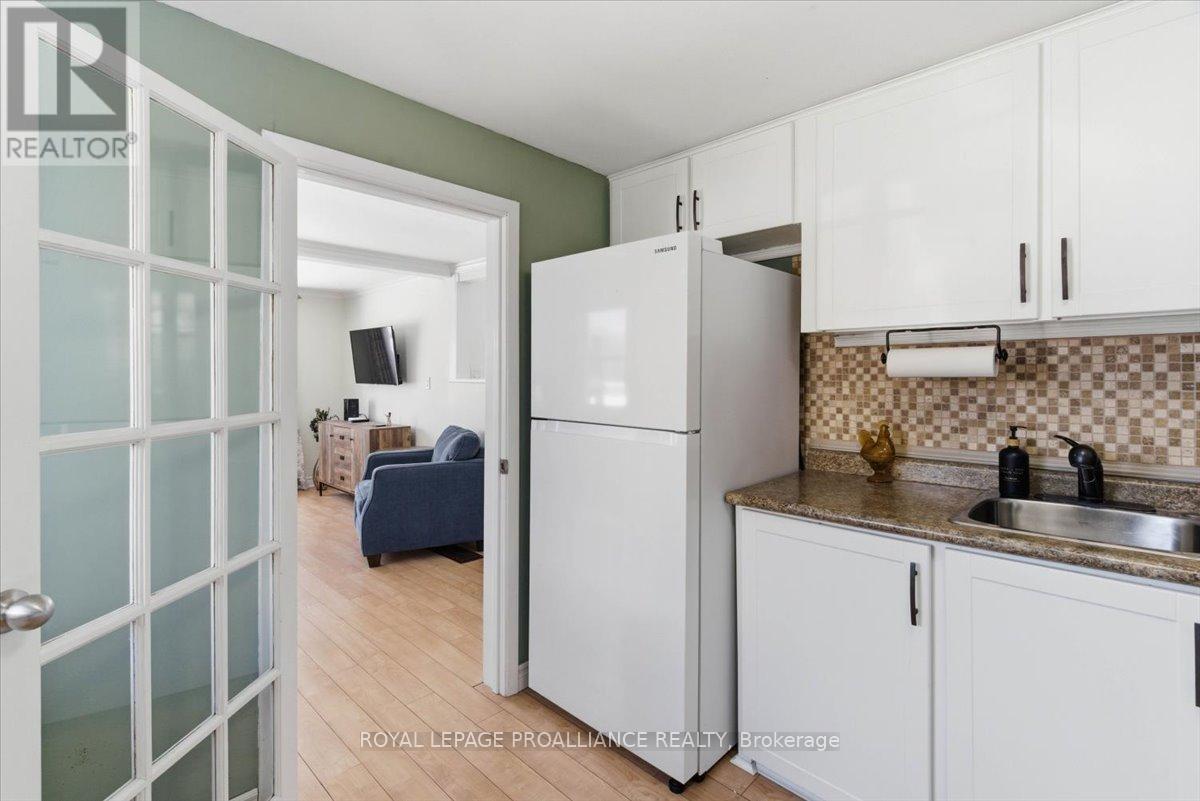 14 Ramsay Avenue, Quinte West, Ontario  K8V 2P5 - Photo 19 - X12978874