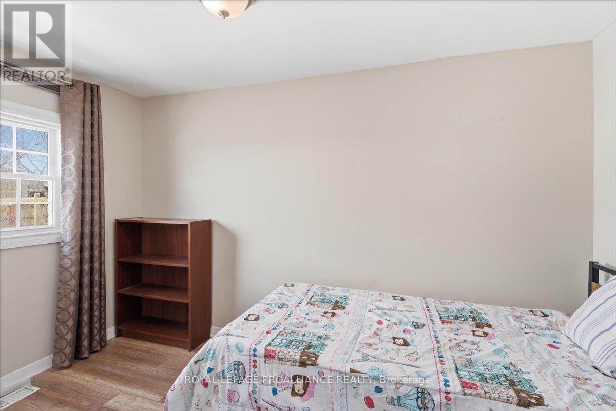 14 Ramsay Avenue, Quinte West, Ontario  K8V 2P5 - Photo 28 - X12978874