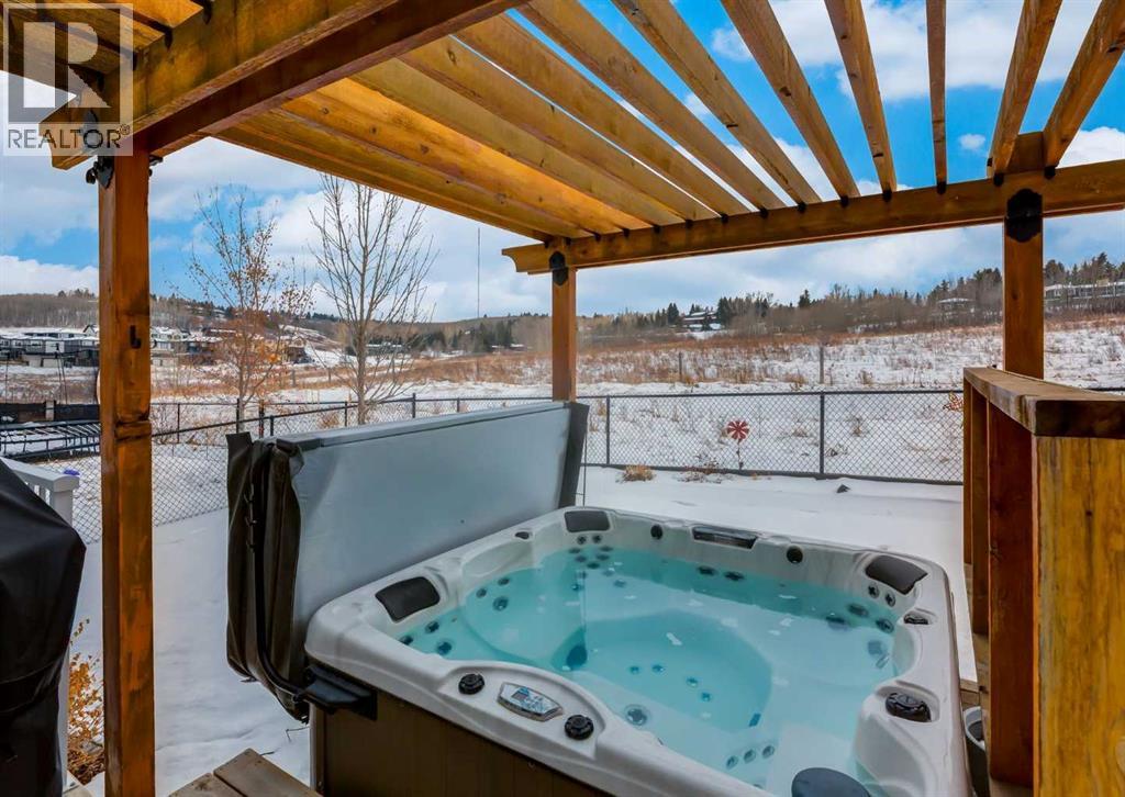 60 Crestbrook View Sw, Calgary, Alberta  T3L 6G7 - Photo 20 - A2295774