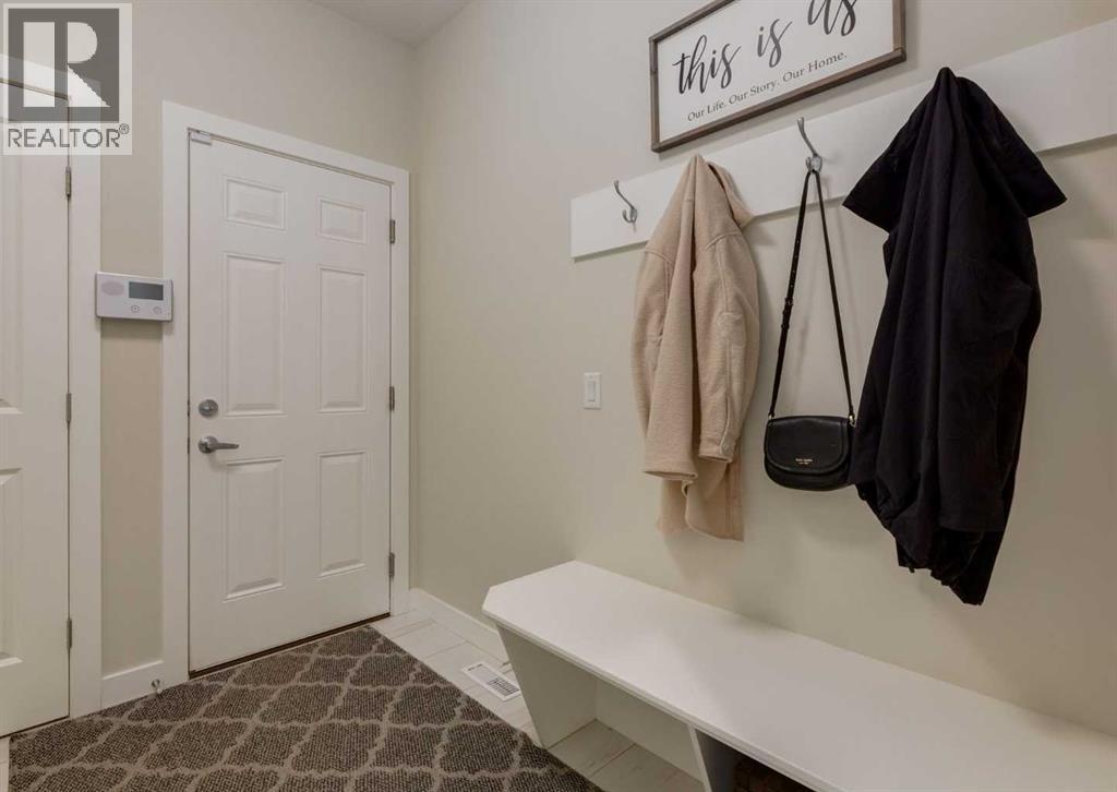 60 Crestbrook View Sw, Calgary, Alberta  T3L 6G7 - Photo 30 - A2295774