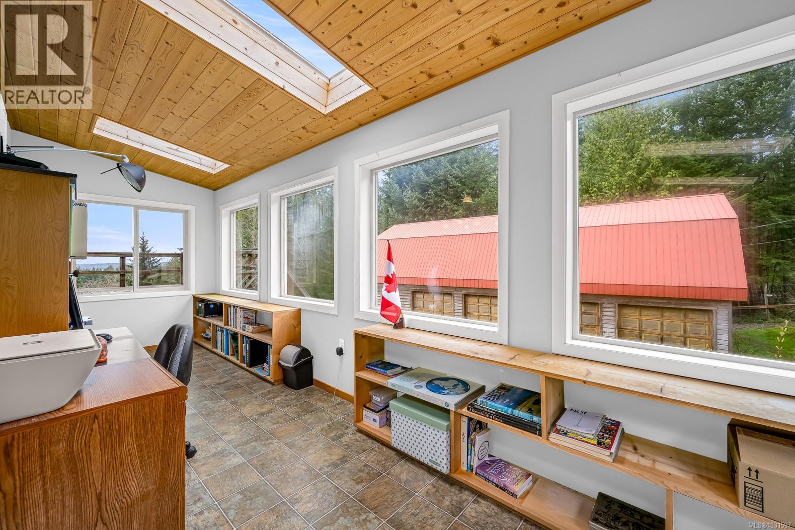 8900 Keith Wagner Way, Denman Island, British Columbia  V0R 1T0 - Photo 7 - 1031597