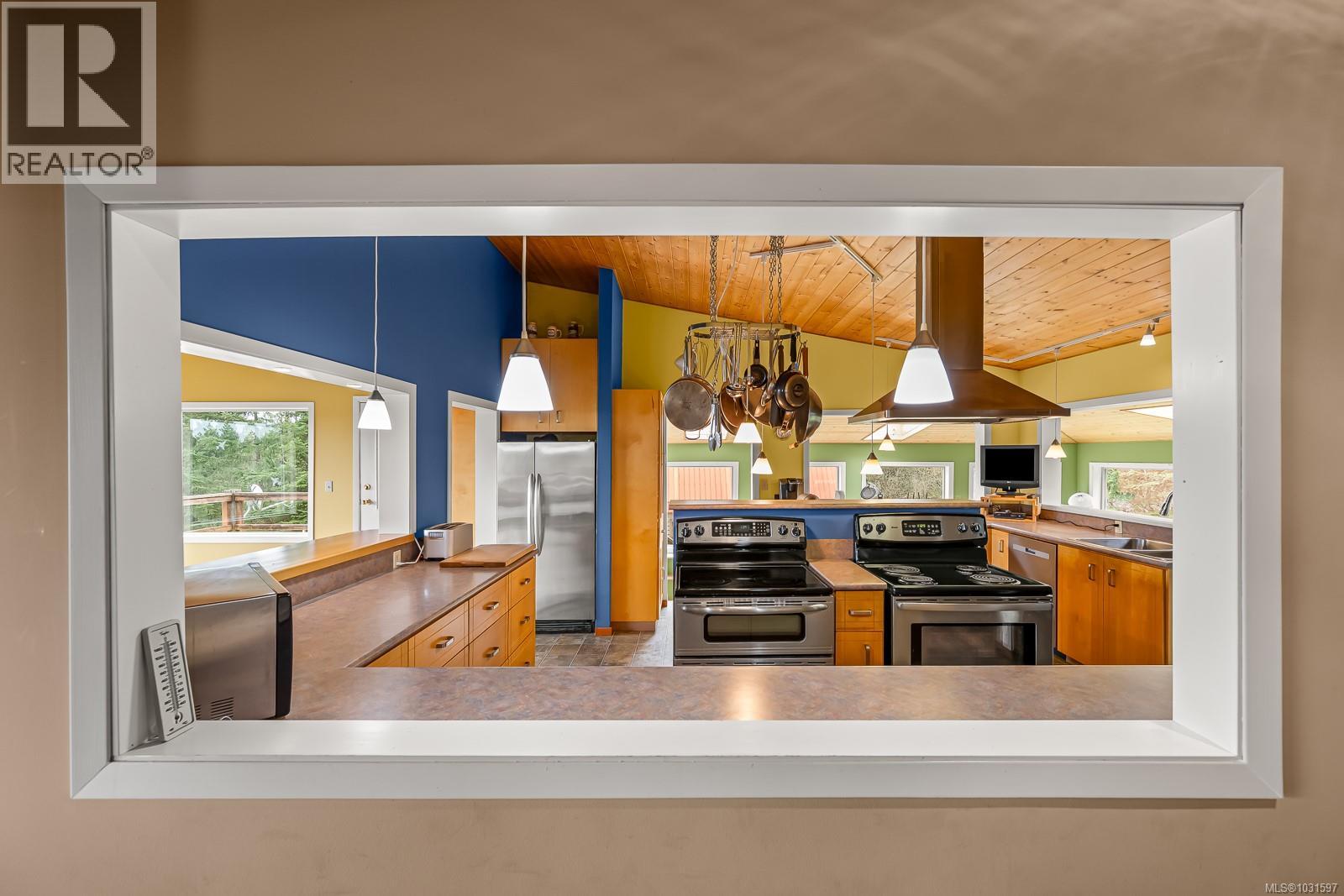 8900 Keith Wagner Way, Denman Island, British Columbia  V0R 1T0 - Photo 37 - 1031597