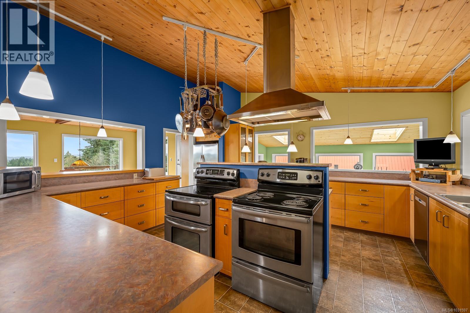 8900 Keith Wagner Way, Denman Island, British Columbia  V0R 1T0 - Photo 30 - 1031597