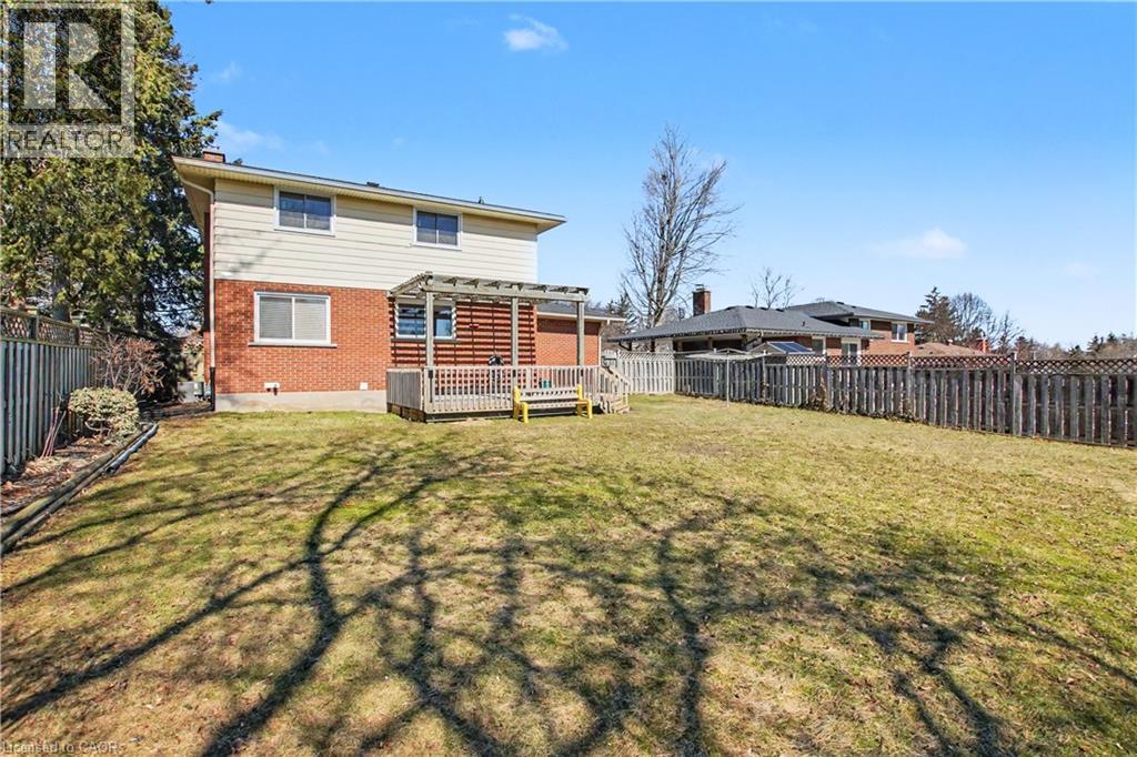 144 Avondale Road, Cambridge, Ontario  N3C 2E7 - Photo 33 - 40812955