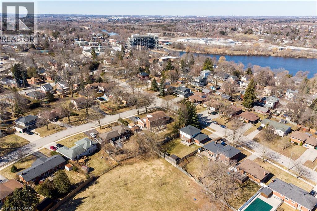 144 Avondale Road, Cambridge, Ontario  N3C 2E7 - Photo 39 - 40812955