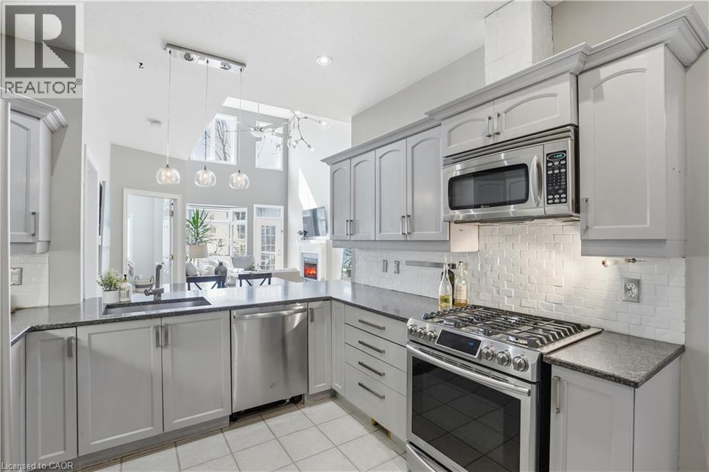 52 Sunnycroft Court, Waterdown, Ontario  L8B 0L3 - Photo 14 - 40819324