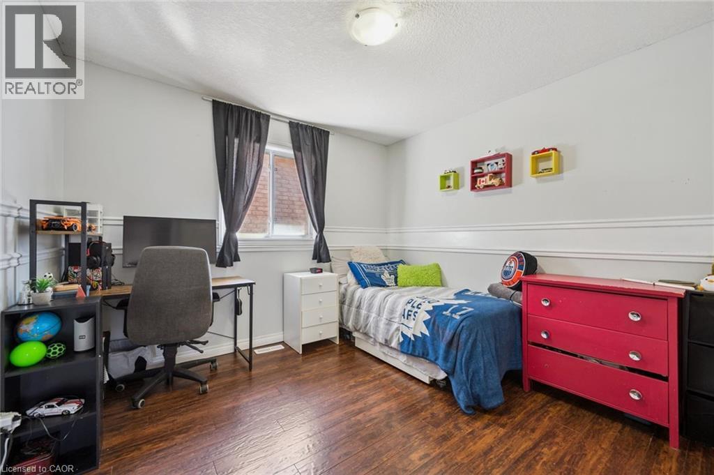 29 Inge Court, Kitchener, Ontario  N2K 3V7 - Photo 17 - 40818285