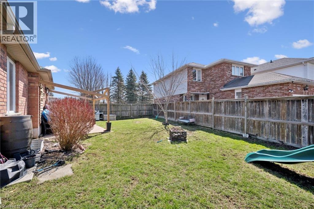 29 Inge Court, Kitchener, Ontario  N2K 3V7 - Photo 30 - 40818285