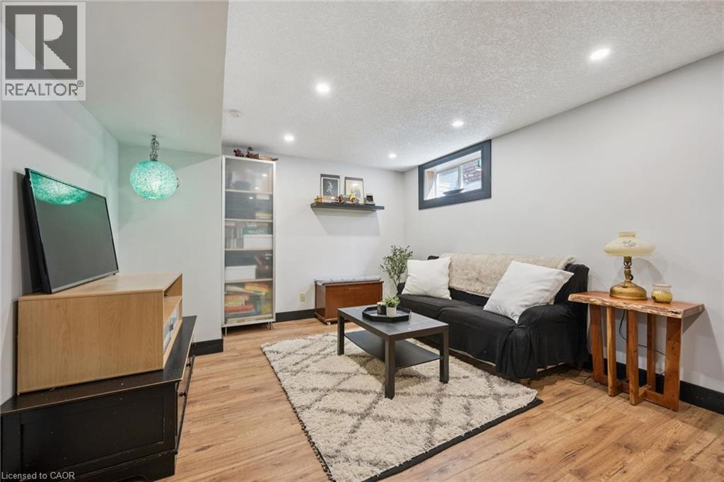 29 Inge Court, Kitchener, Ontario  N2K 3V7 - Photo 20 - 40818285