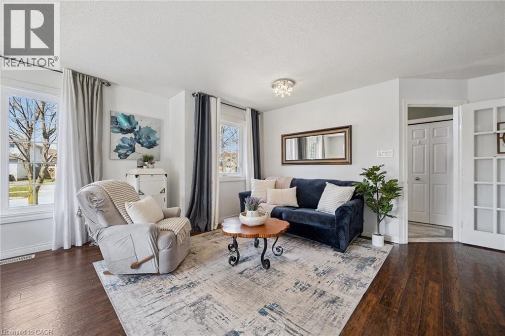 29 Inge Court, Kitchener, Ontario  N2K 3V7 - Photo 6 - 40818285