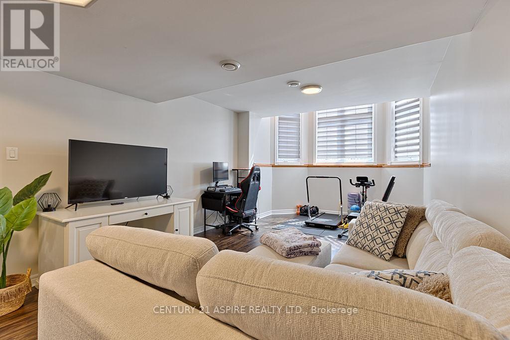 1030 Limestone Trail, Petawawa, Ontario  K8H 0A5 - Photo 14 - X12978838