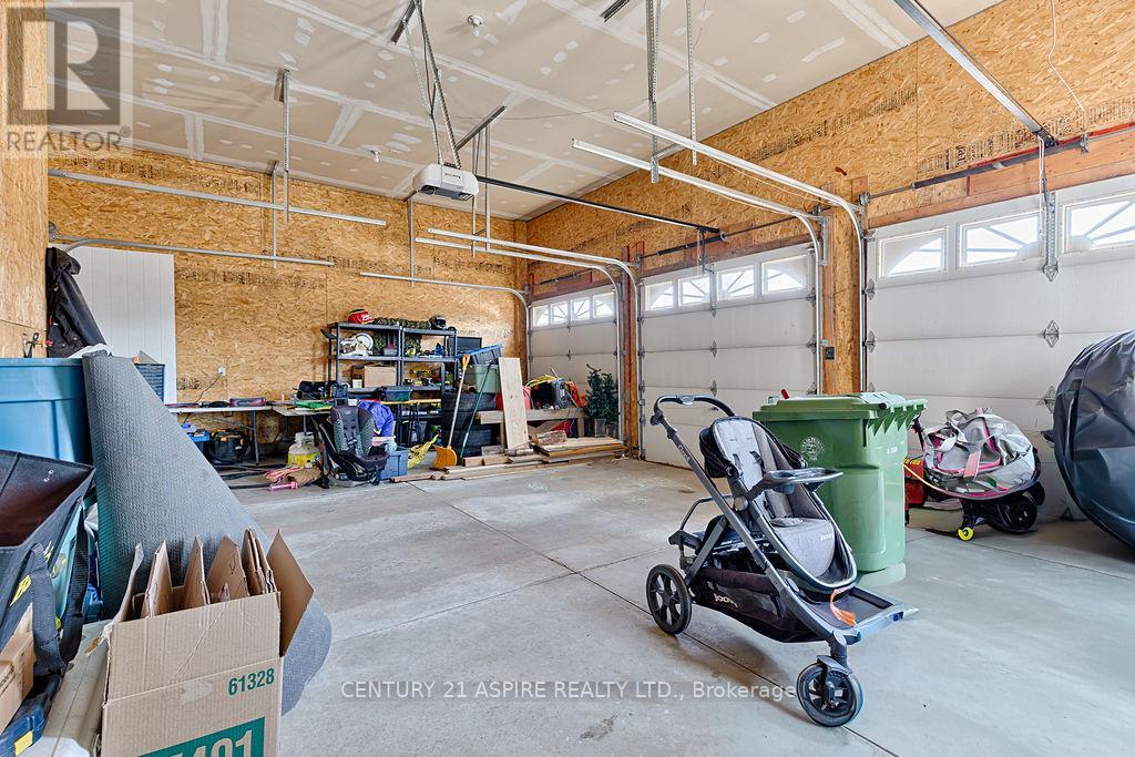 1030 Limestone Trail, Petawawa, Ontario  K8H 0A5 - Photo 28 - X12978838