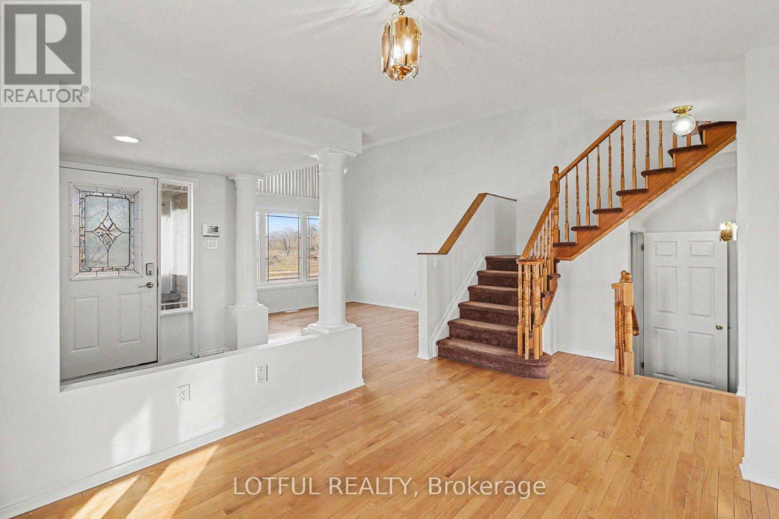 2243 Esprit Drive, Ottawa, Ontario  K4A 4Z4 - Photo 6 - X12978786