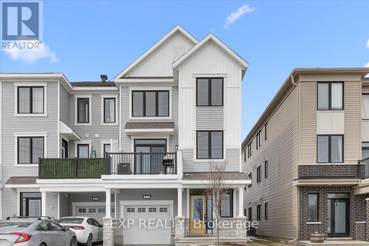 217 Hibernian Walk, Ottawa, Ontario  K2V 0R6 - Photo 2 - X12978828