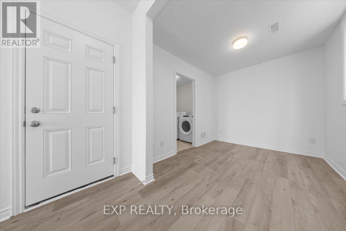 217 Hibernian Walk, Ottawa, Ontario  K2V 0R6 - Photo 6 - X12978828