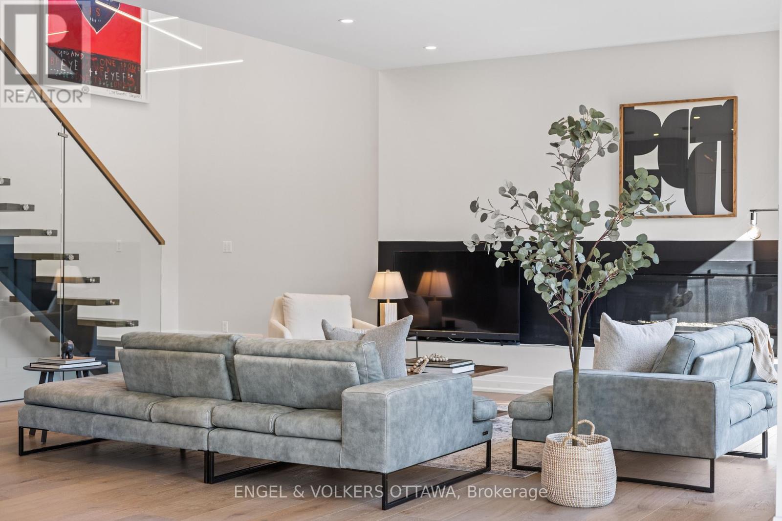 736 Sherbourne Road, Ottawa, Ontario  K2A 3H5 - Photo 13 - X12978850