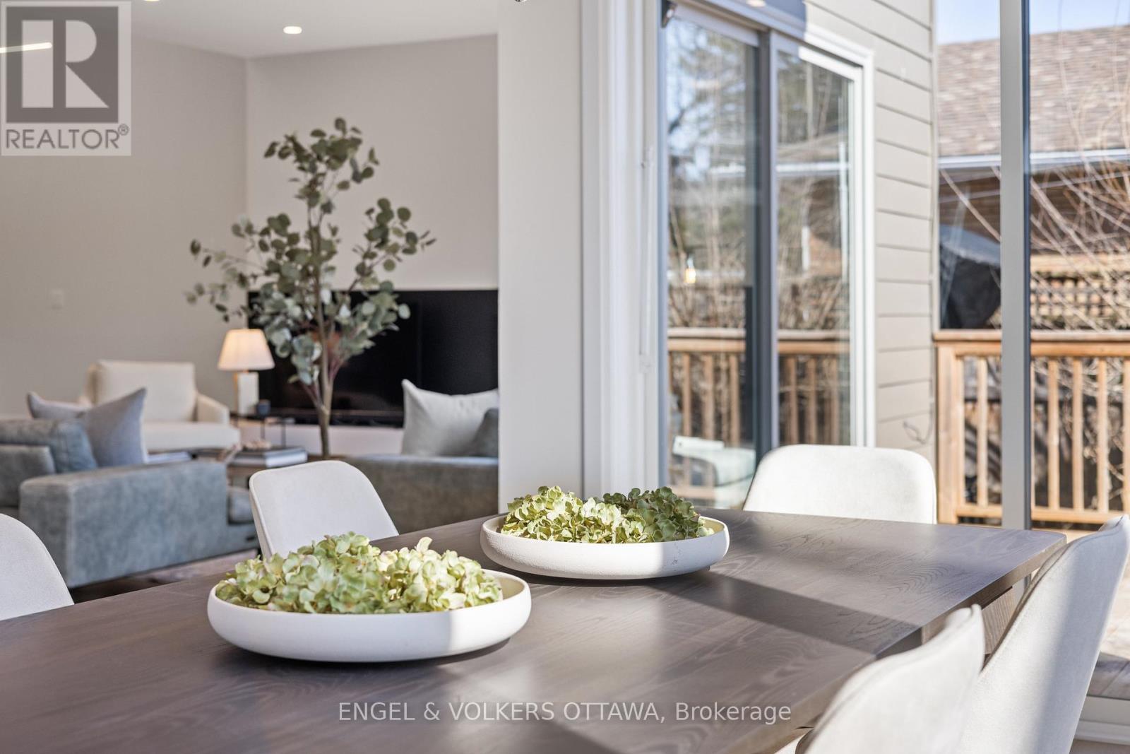 736 Sherbourne Road, Ottawa, Ontario  K2A 3H5 - Photo 22 - X12978850