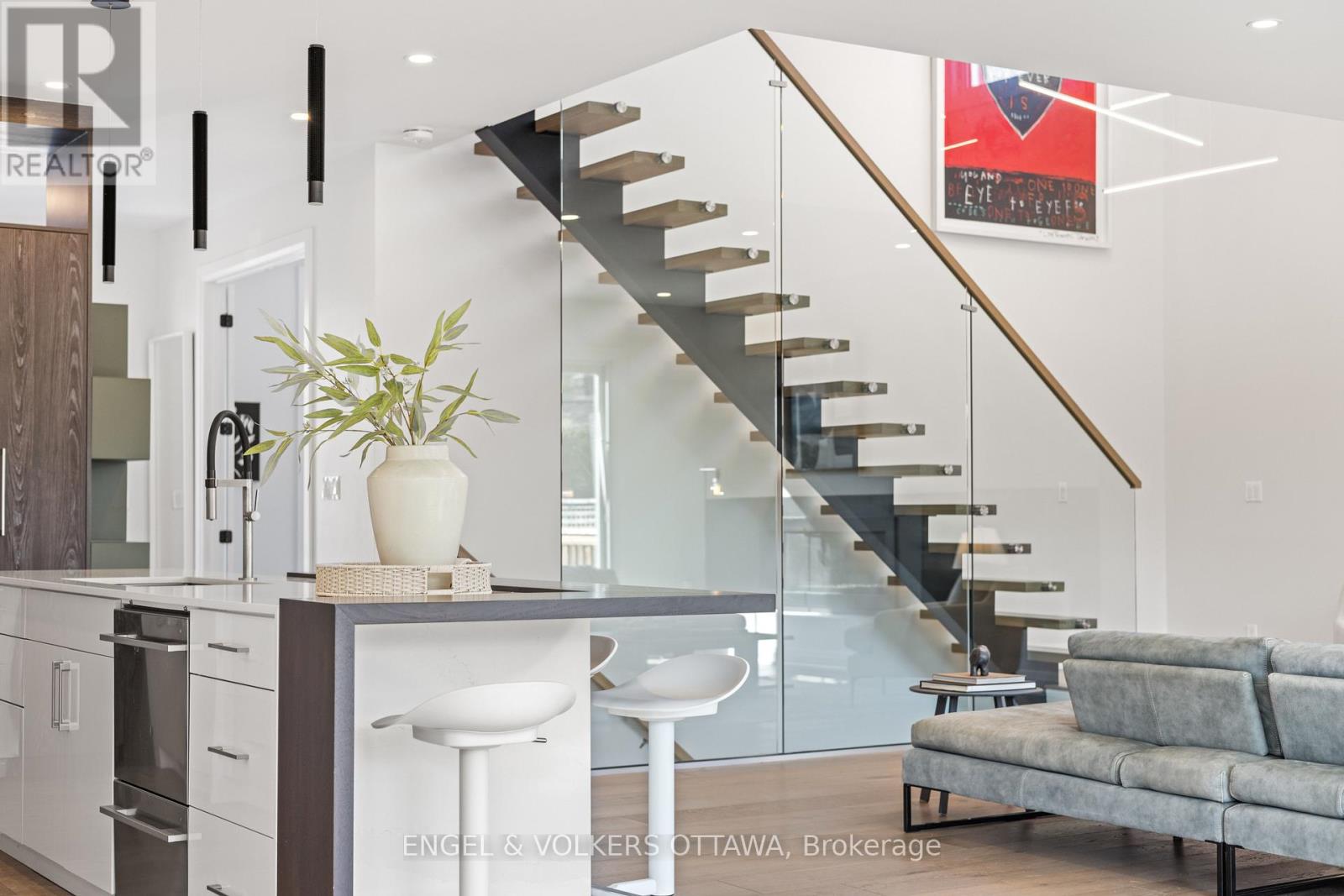 736 Sherbourne Road, Ottawa, Ontario  K2A 3H5 - Photo 25 - X12978850