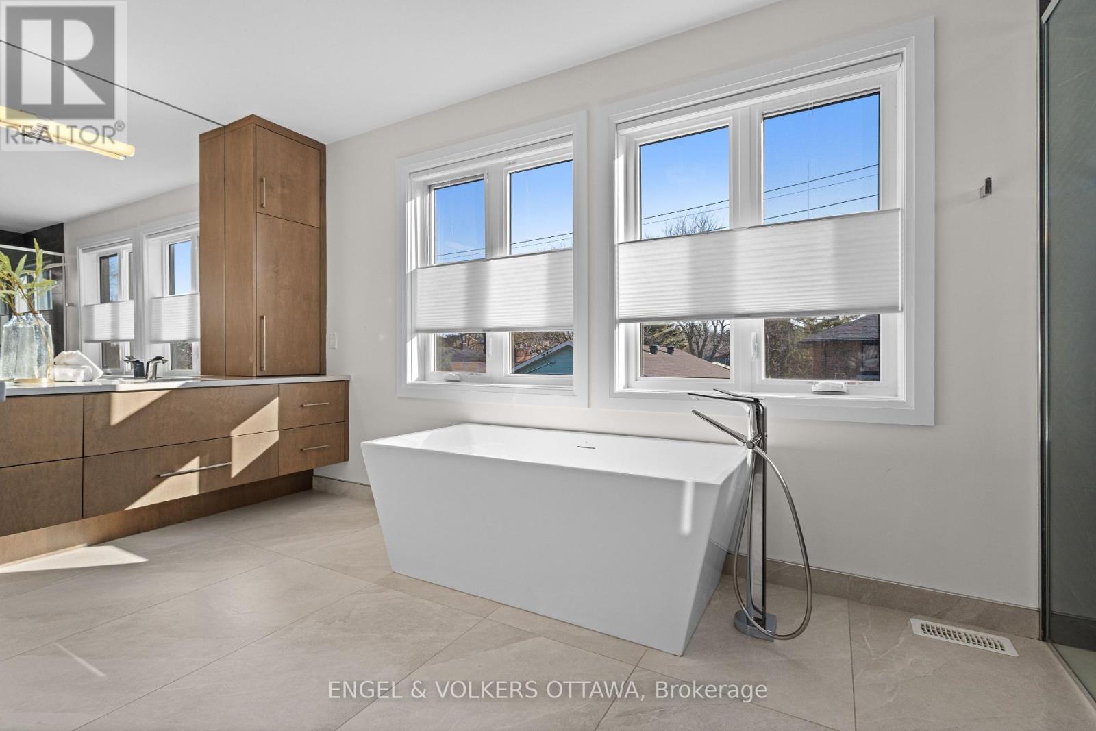 736 Sherbourne Road, Ottawa, Ontario  K2A 3H5 - Photo 34 - X12978850