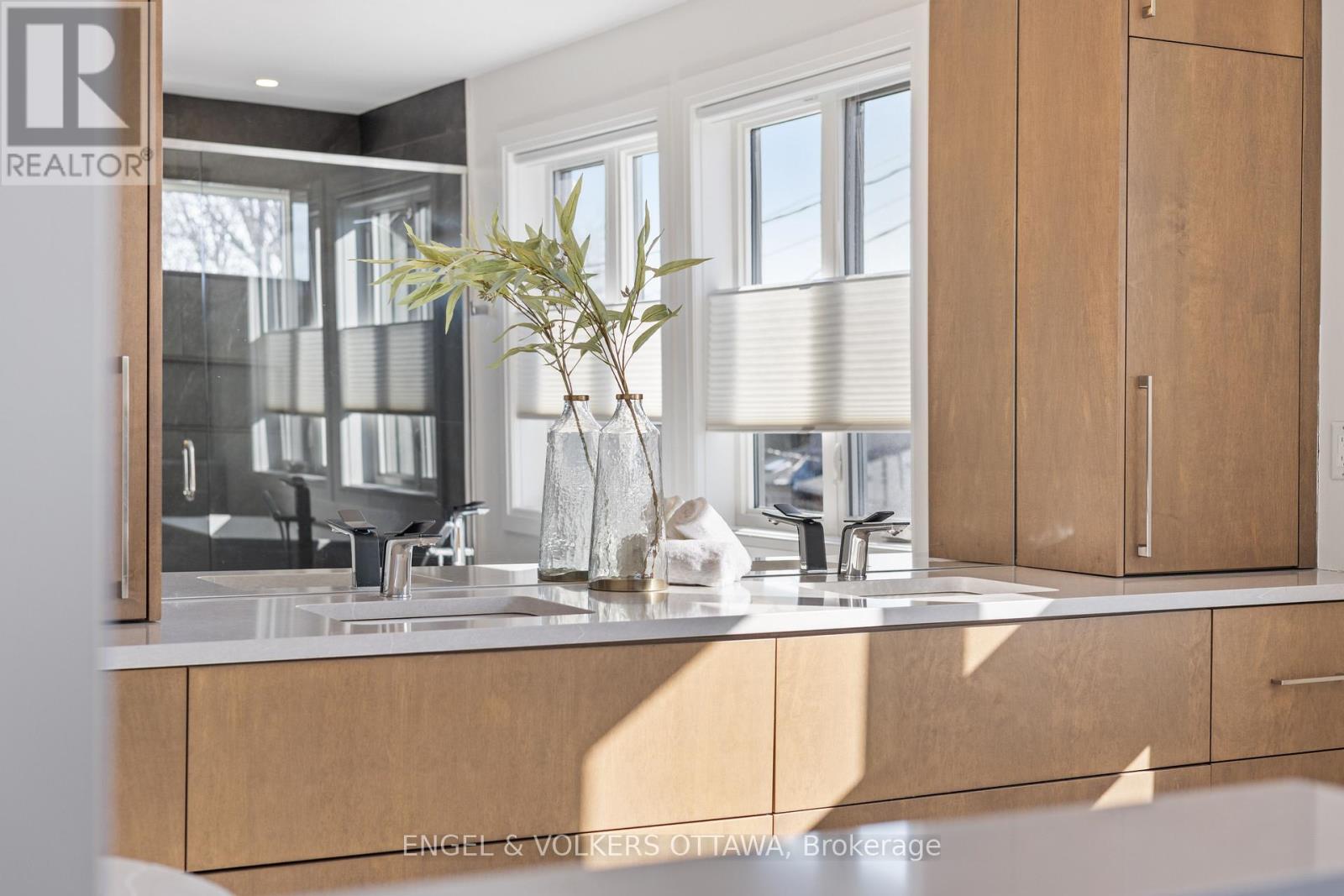 736 Sherbourne Road, Ottawa, Ontario  K2A 3H5 - Photo 35 - X12978850