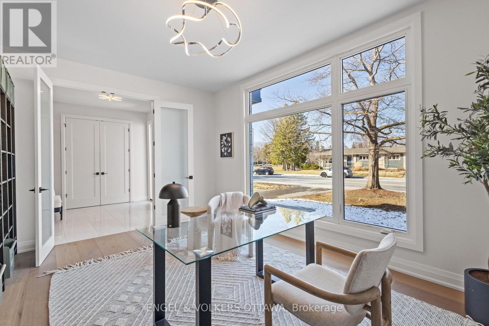 736 Sherbourne Road, Ottawa, Ontario  K2A 3H5 - Photo 7 - X12978850