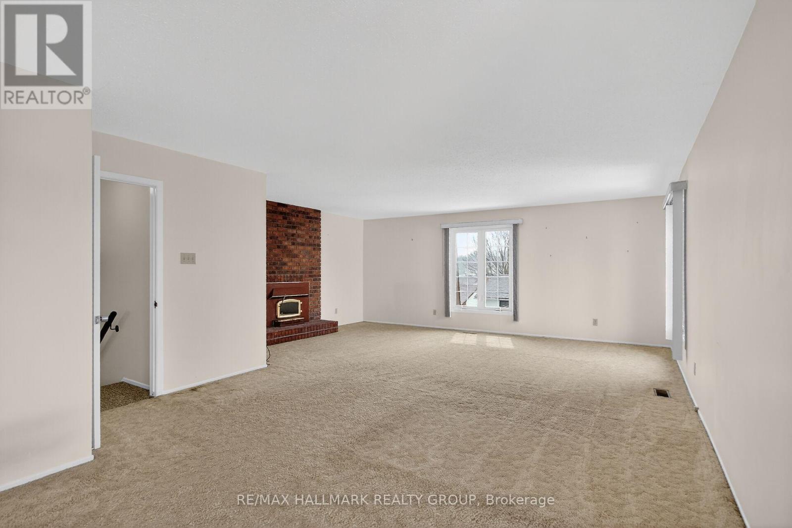 1050 Plante Drive, Ottawa, Ontario  K1V 9E6 - Photo 24 - X12978866