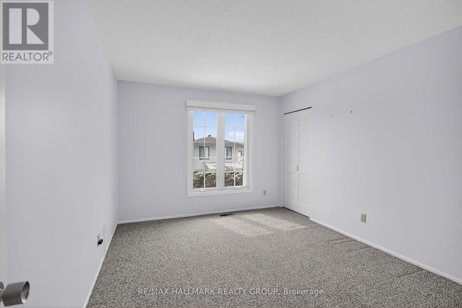 1050 Plante Drive, Ottawa, Ontario  K1V 9E6 - Photo 33 - X12978866