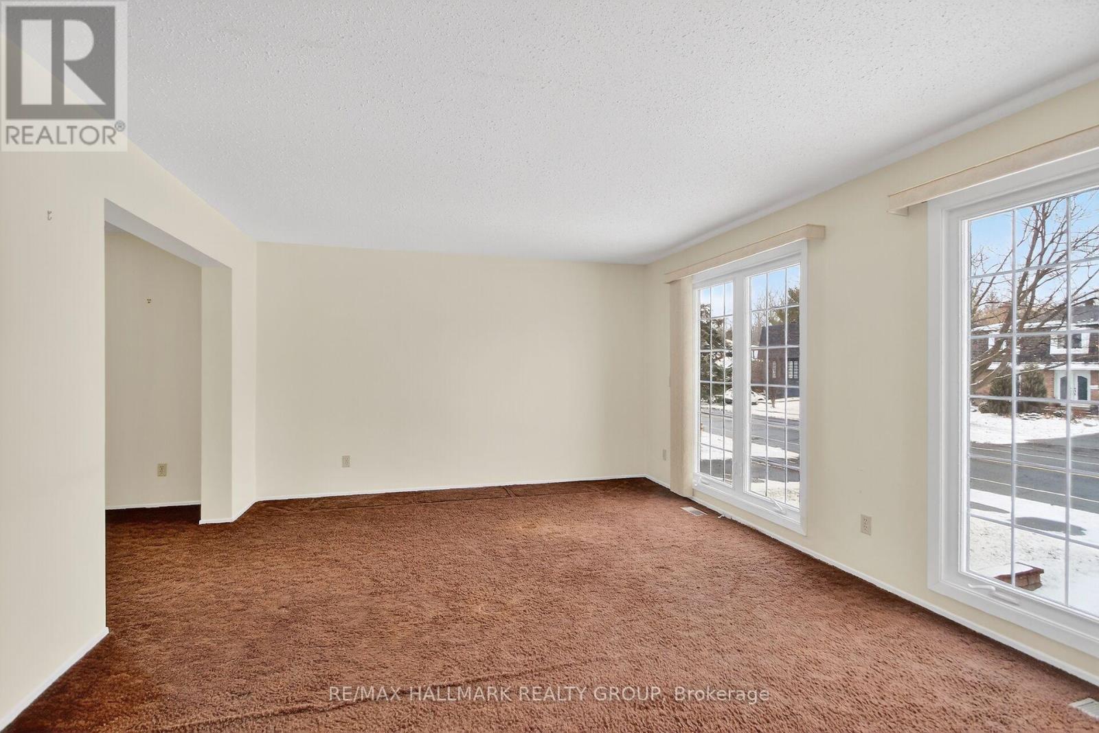 1050 Plante Drive, Ottawa, Ontario  K1V 9E6 - Photo 6 - X12978866