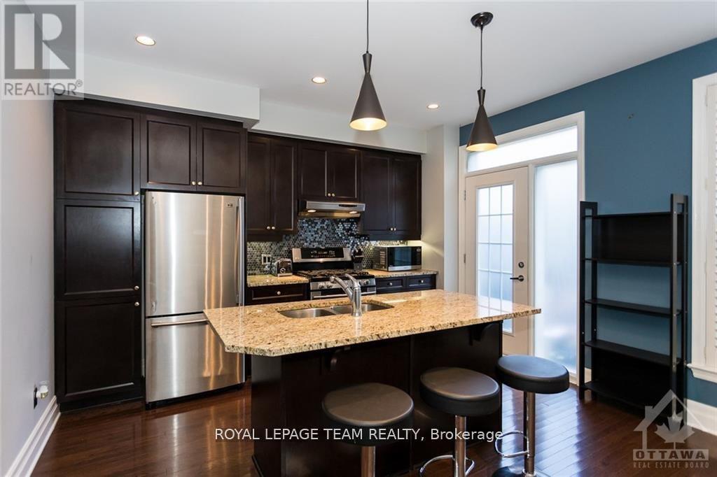 100 Applegate Private, Ottawa, Ontario  K1Y 1L3 - Photo 15 - X12978902