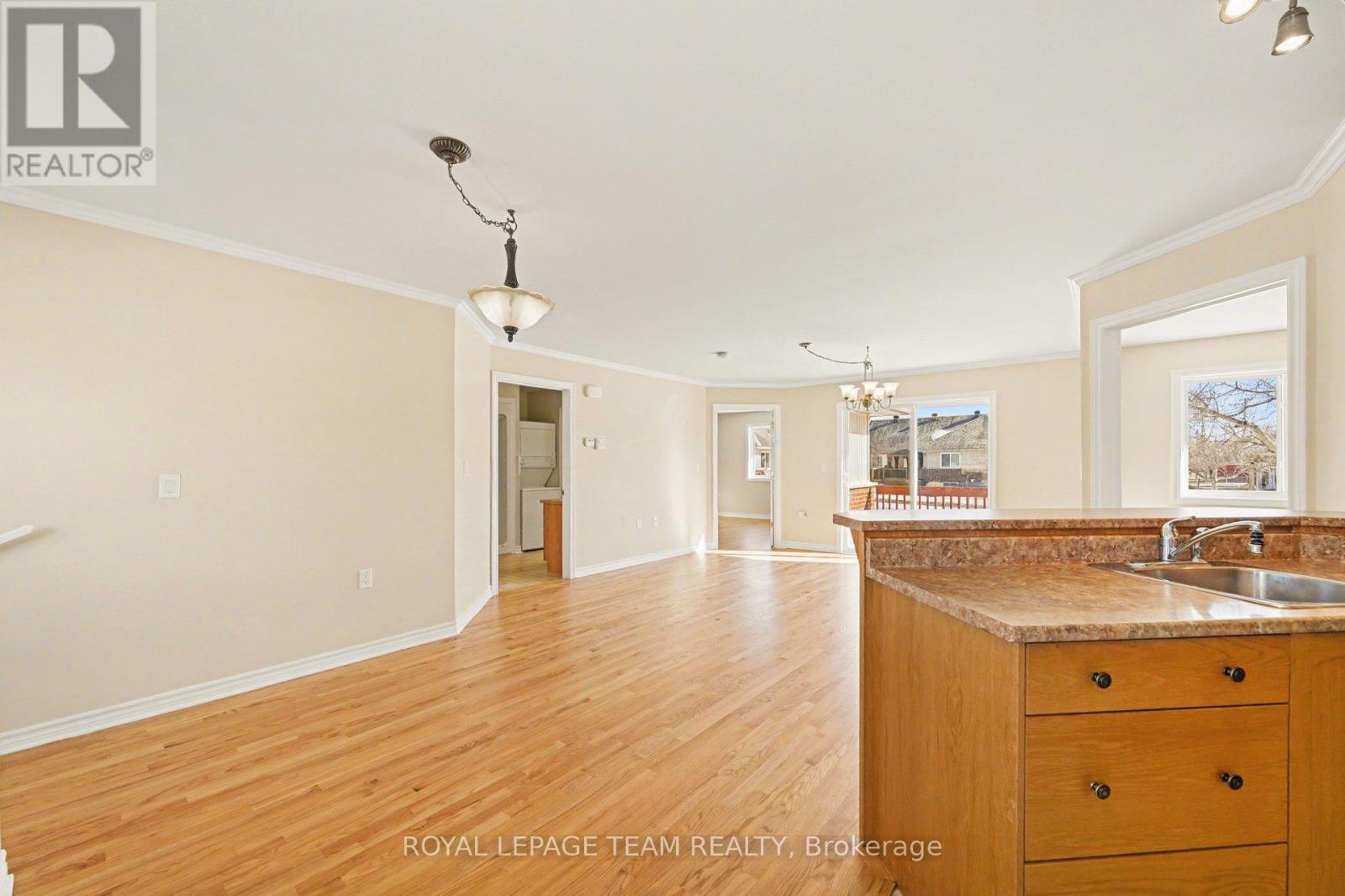 197 Oak Leaf Private, Ottawa, Ontario  K0A 2Z0 - Photo 5 - X12978922