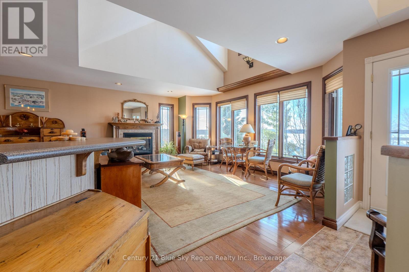 422 Osprey Crescent, Callander, Ontario  P0H 1H0 - Photo 10 - X12978798