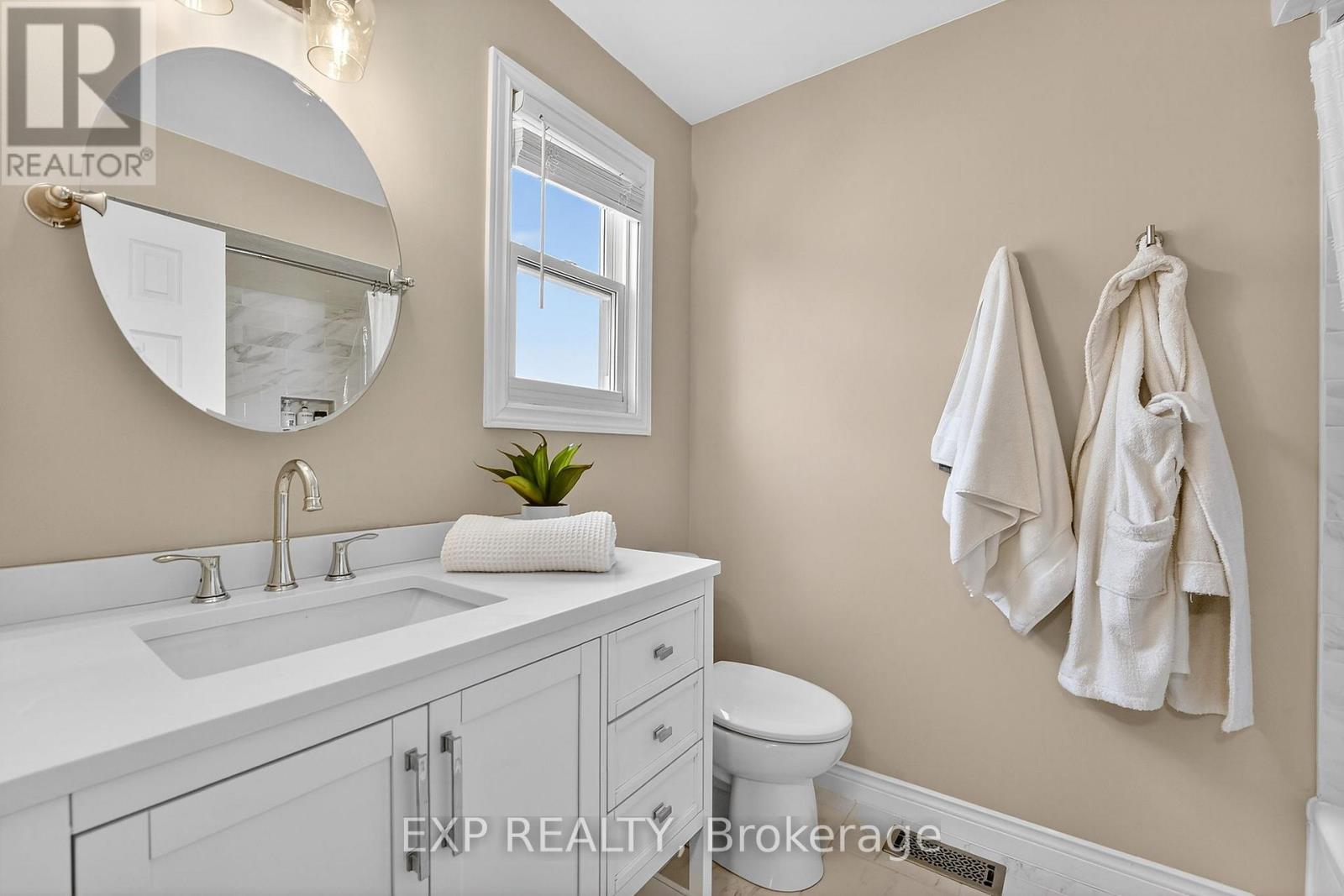 28 Northwood Drive, Welland, Ontario  L3C 6R6 - Photo 18 - X12978774