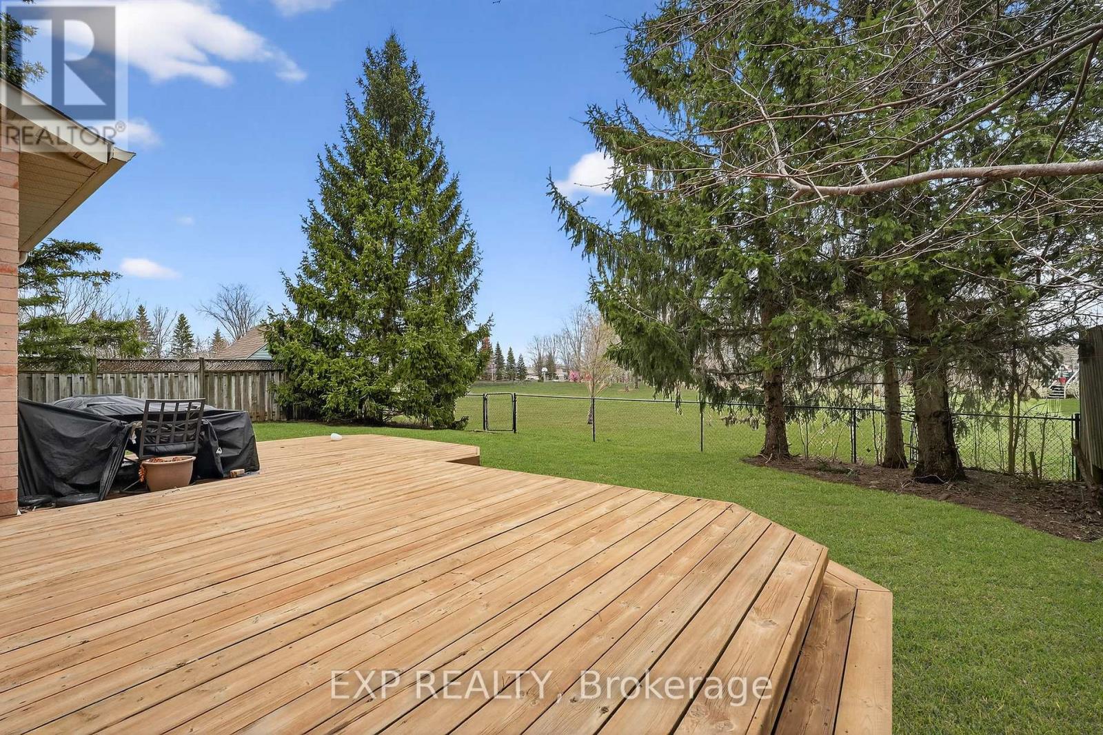 28 Northwood Drive, Welland, Ontario  L3C 6R6 - Photo 32 - X12978774