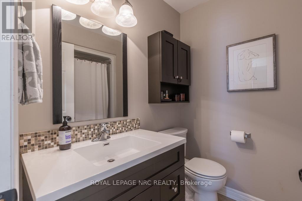 22 Fox Trail Drive, St. Catharines, Ontario  L2S 3T7 - Photo 17 - X12978872