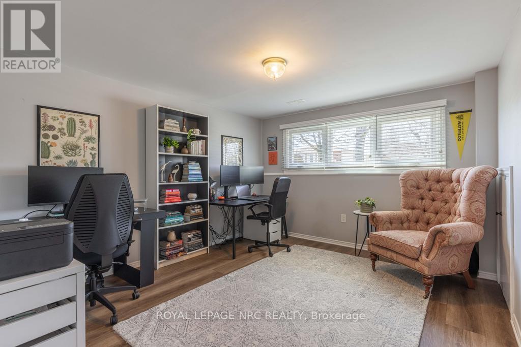 22 Fox Trail Drive, St. Catharines, Ontario  L2S 3T7 - Photo 21 - X12978872