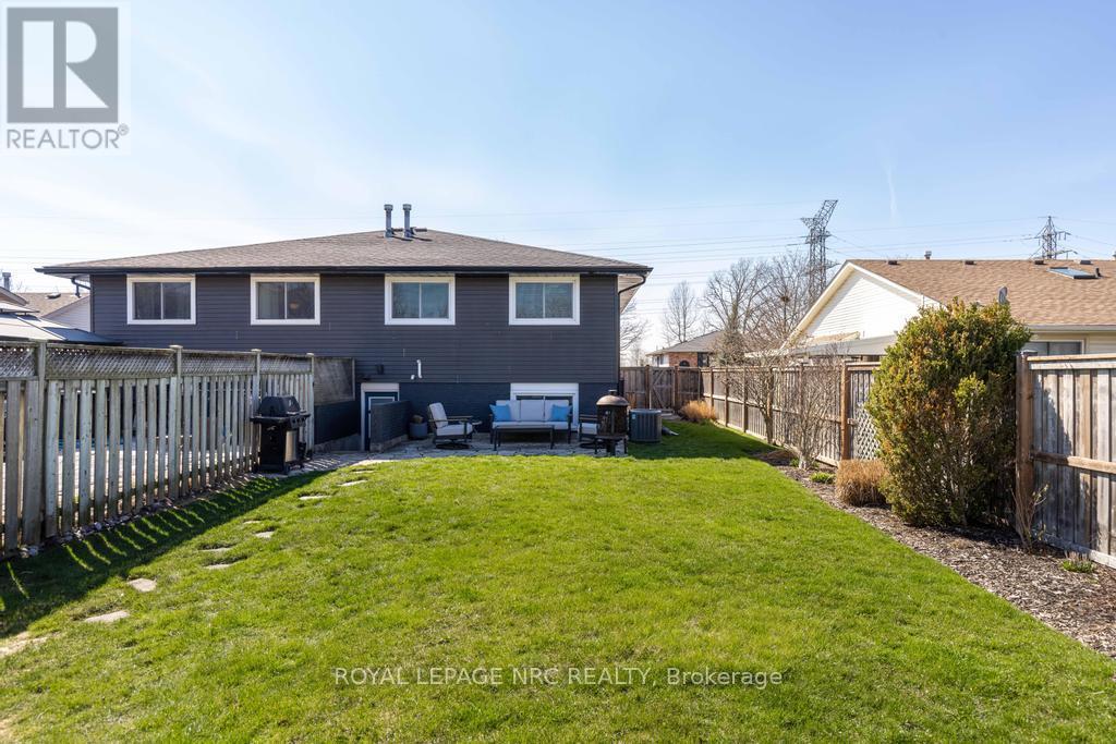 22 Fox Trail Drive, St. Catharines, Ontario  L2S 3T7 - Photo 27 - X12978872